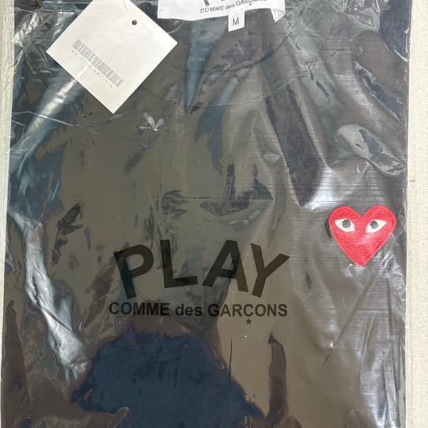 ✨꼼데가르송 반팔 M 새상품✨