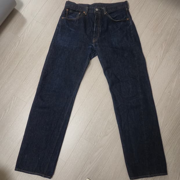 LVC 55501 32/32 린스드 판매합니다.