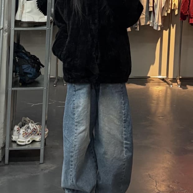 위캔더스 스노우화이트 퍼 자켓 A3192