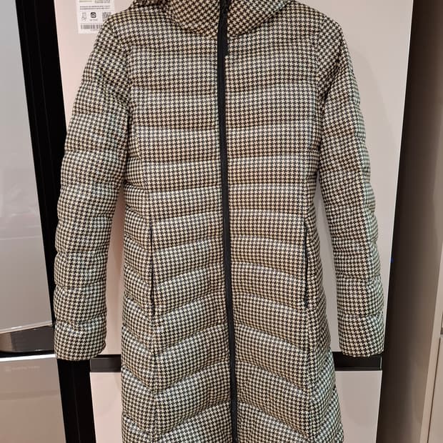 유니클로 울트라 경량패딩  55