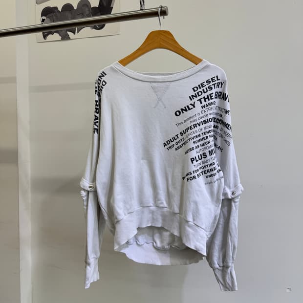 DIESEL 맨투맨