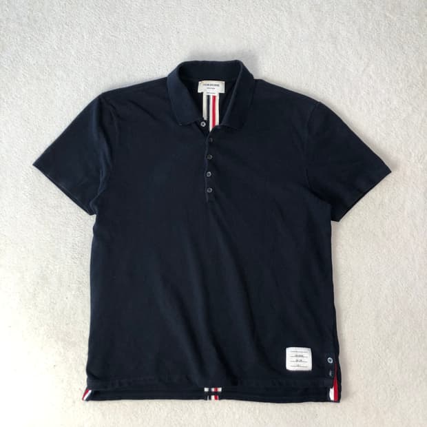 톰브라운 백삼선 카라티 