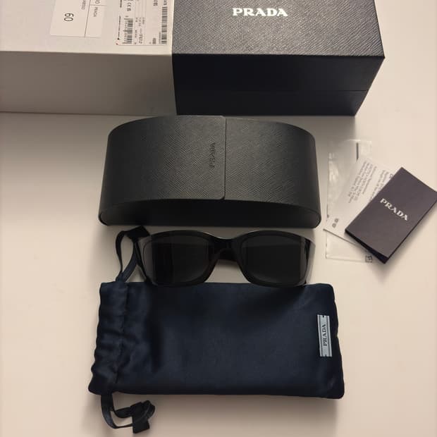 칸예 프라다 Prada 선글라스 / A19S