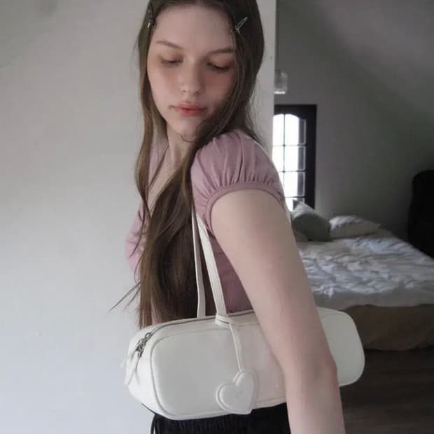 린츠 숄더백 화이트