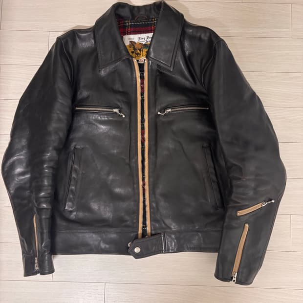 (42size) 버그리버 차심 말가죽자켓