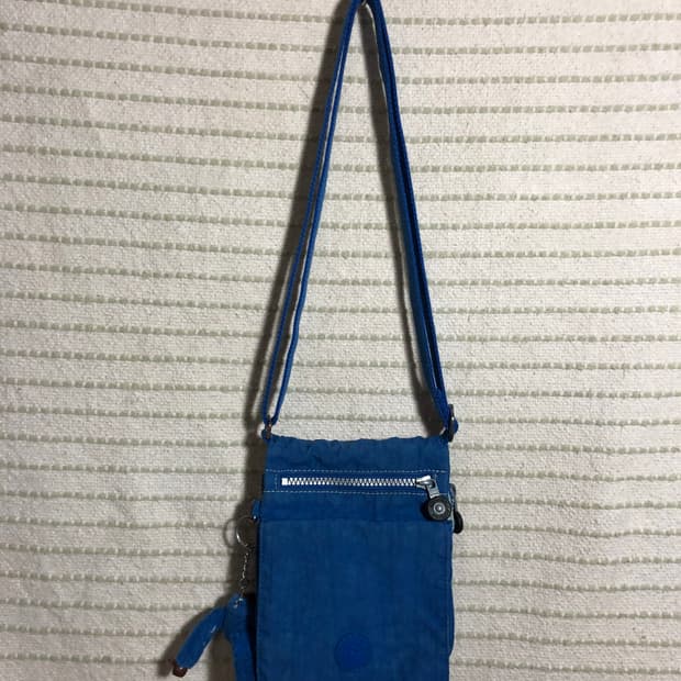 빈티지 키플링 Y2K 나일론 블루 미니 여권가방 크로스백