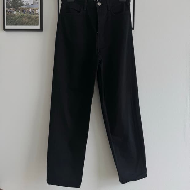[26] cos 블랙 데님 팬츠