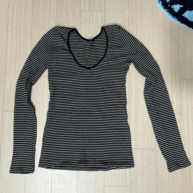 dad 디에이디 스트라이프 블랙 티셔츠