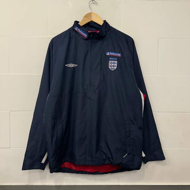 엄브로 잉글랜드 반집업 바람막이