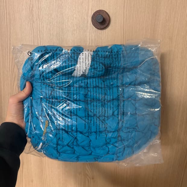 Cos 코스 퀼팅 백 