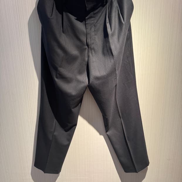 더 로우 투 플리츠 팬츠 블랙 us34