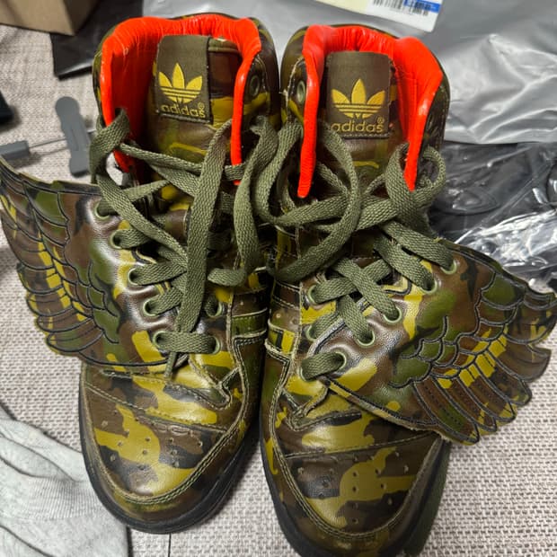 아디다스 제레미스캇 카모플라쥬 윙 (235황금 사이즈)