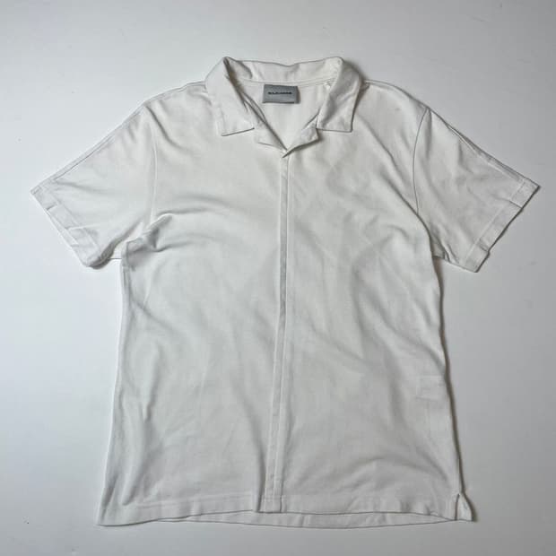 솔리드옴므 18SS 오픈 카라넥 반팔 티셔츠 PN9531