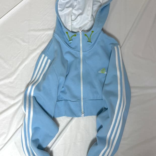 아디다스 커스텀 크롭 스카이블루 져지 집업