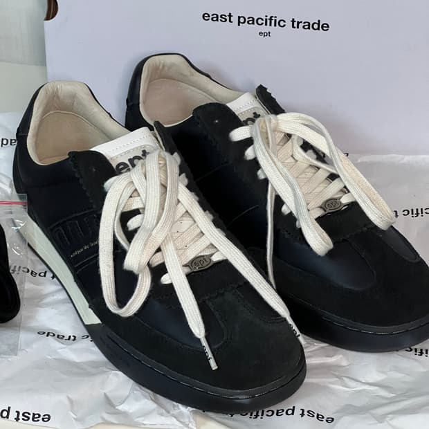 EPT Diego 블랙/벨루가 정가 13.9만 판매