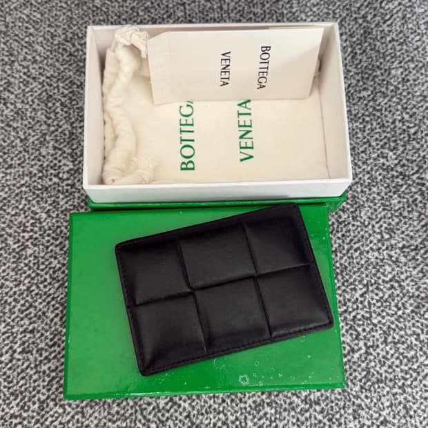 보테타베테타 카드지갑 풀박스