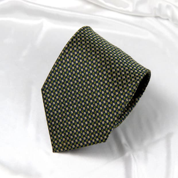 입생로랑 9.3cm A+등급 남자 명품넥타이