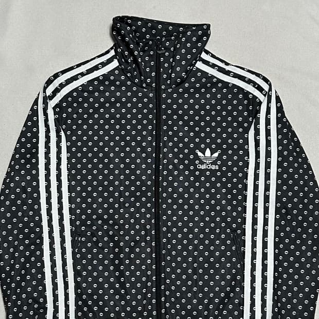 95 아디다스 여성용 입술 도트 블랙 트랙탑