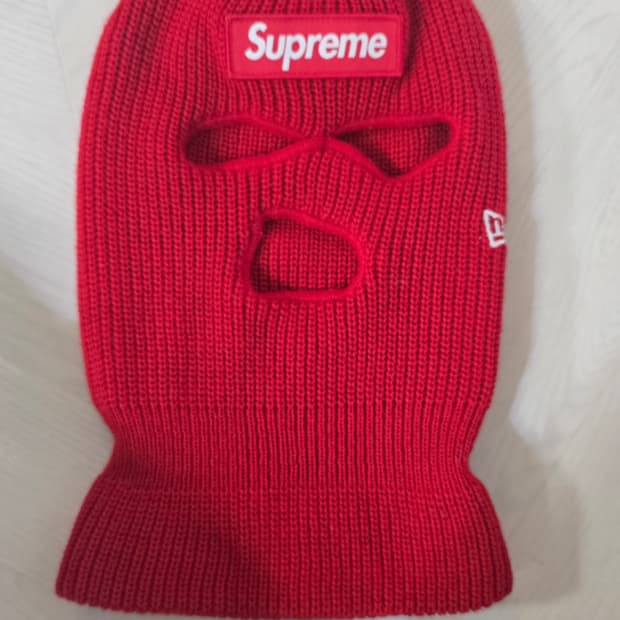 슈프림 뉴에라 박스로고 바라클라바 레드
