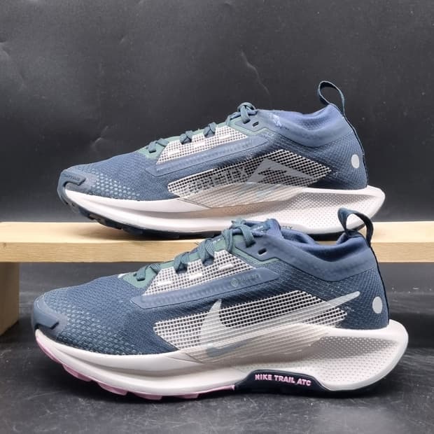 나이키 우먼스 페가수스 트레일5 운동화230.