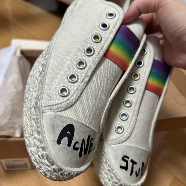 아크네 스튜디오 신발