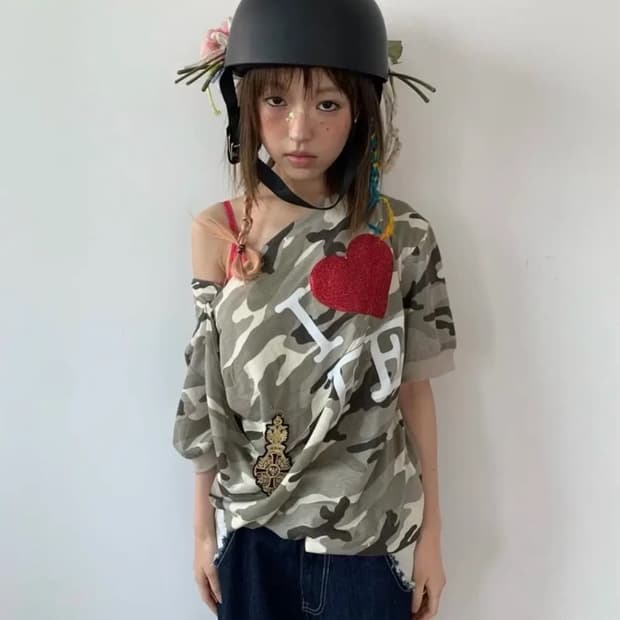 샵페어리 카울 넥 버튼 반팔 티셔츠 카모