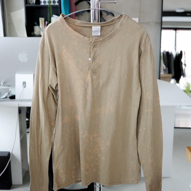 Kapital 캐피탈 타이다이 헨리넥 슬리브