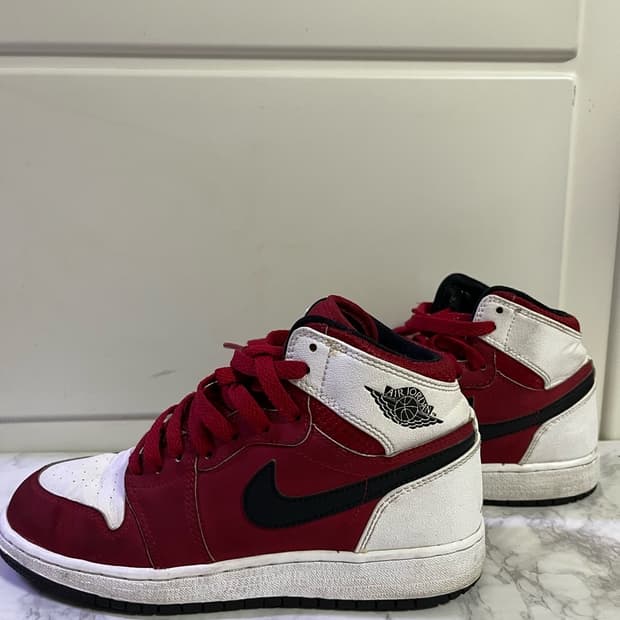 조던 조던 1레트로 하이 그리핀 30주년 기념판