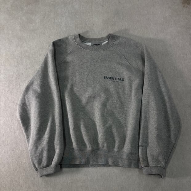 100 피오갓 에센셜 그레이 맨투맨