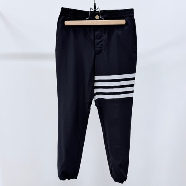 [S+급/00] 톰브라운 사선완장 앵클 스트링 트랙 팬츠