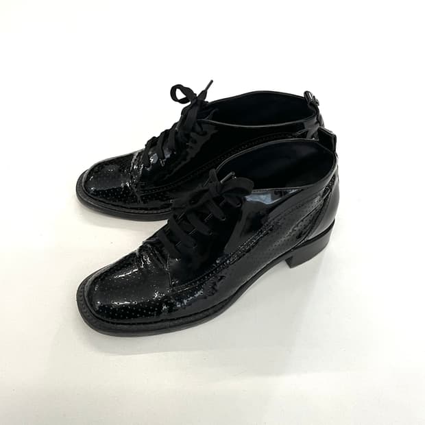 샤넬 페이던트 레더 드레스 부츠