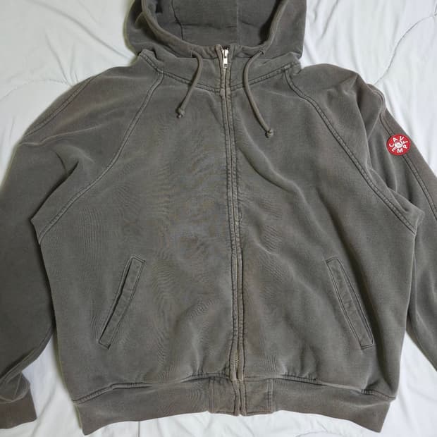 Cav Empt 후드집업