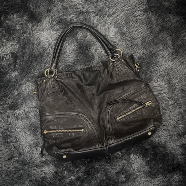 빈티지 블랙 레더 지퍼 디테일 숄더백