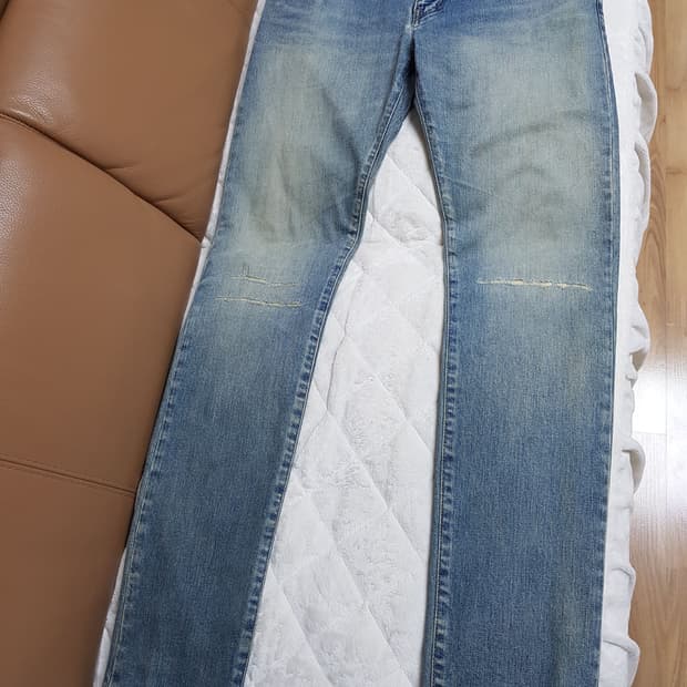 생로랑 무릎 디스 덧댐 진 데님 팬츠 청바지