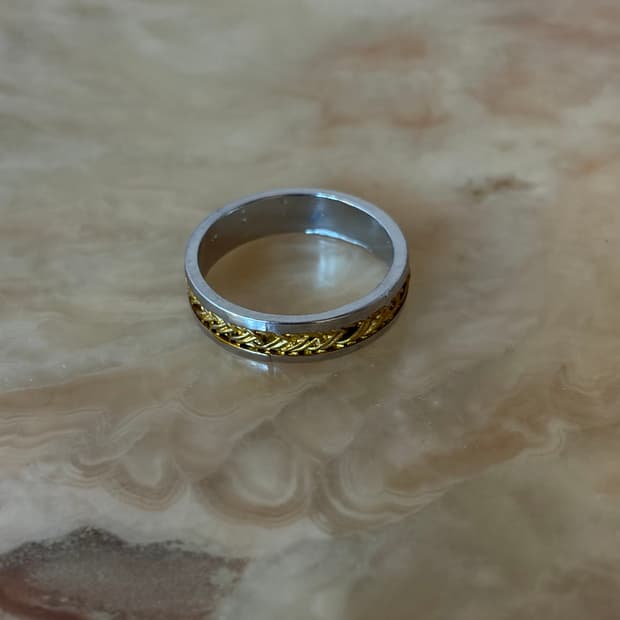 gold ring