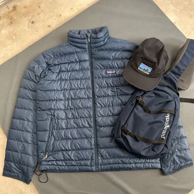 파타고니아 남성 경량 패딩 M(95-100)
