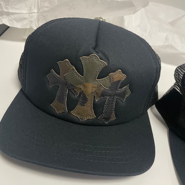 크롬하츠 신상 밀리터리 세메터리 패치 메쉬 모자