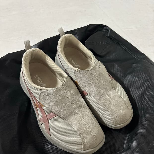 Asics 라이프워커