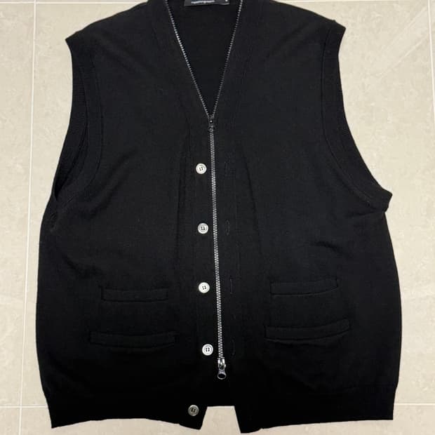 해칭룸 니트조끼