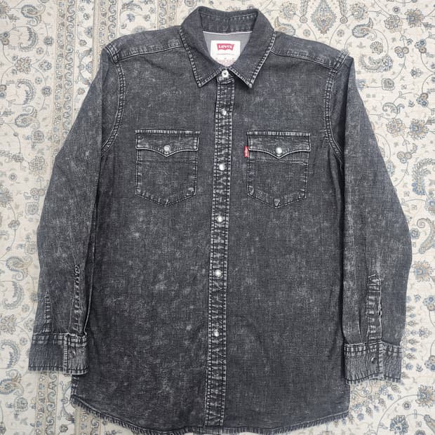 리바이스 워싱 블랙 데님 셔츠 M (55까지)