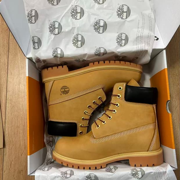 팀버랜드 프리미엄 6인치 워터프루프 부츠 위트 누벅