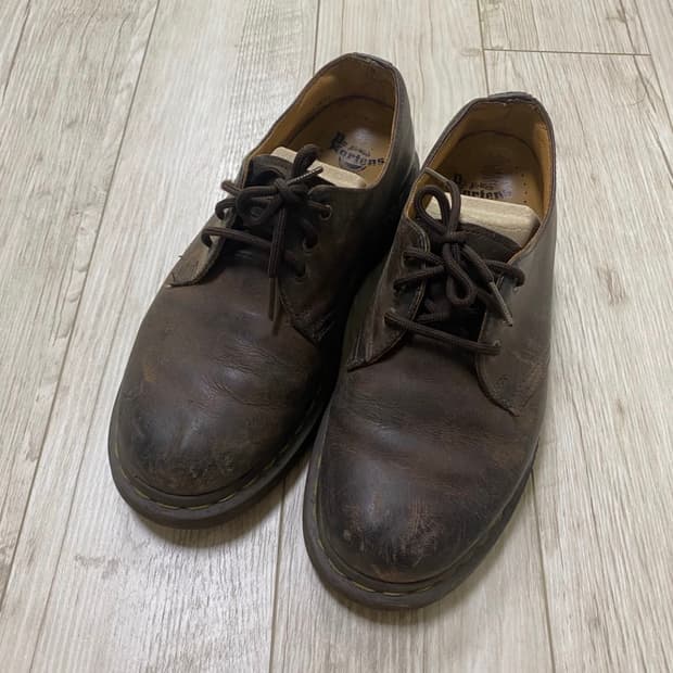 닥터마틴 1461 크레이지홀스 240