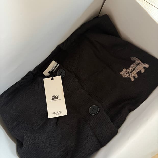 Classyclub 고양이 자수 가디건 블랙 클래씨클럽