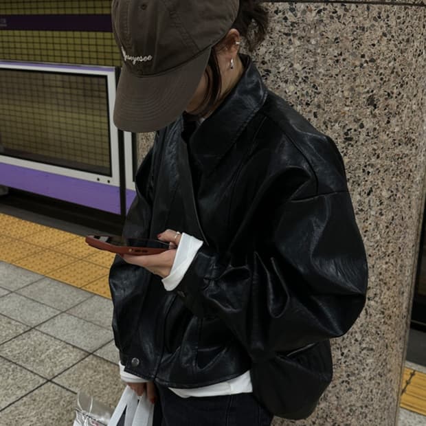 보더 레더 자켓