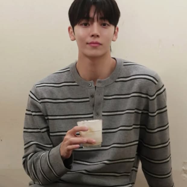 마인드브리지 헨리넥 니트 95