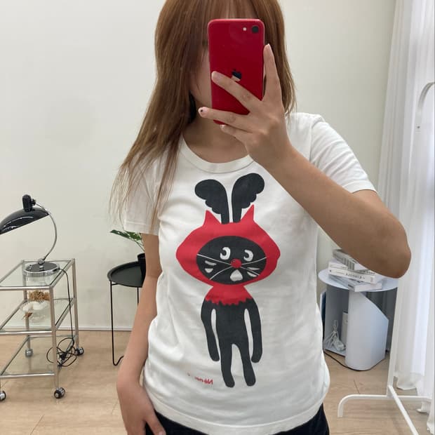 네넷냐 반팔 티셔츠