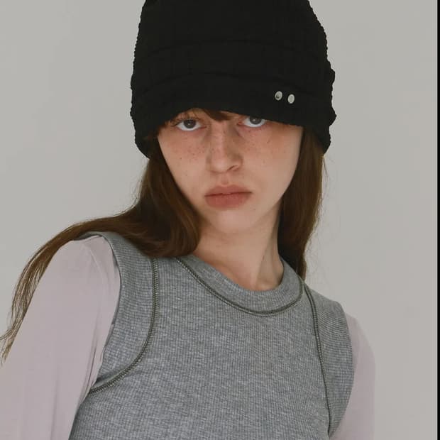 밀로우먼 심볼 비니