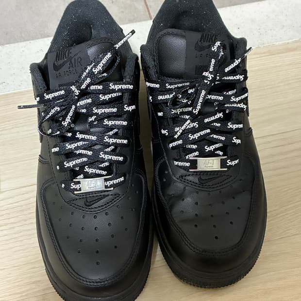 나이키 슈프림 에어포스 블랙 US4.5 (235)