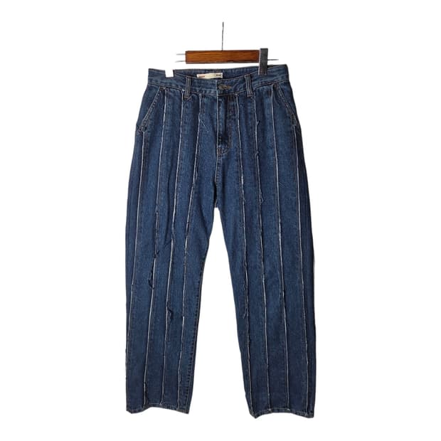 [Matin Kim] 마뗑킴 컷팅 루즈 데님팬츠