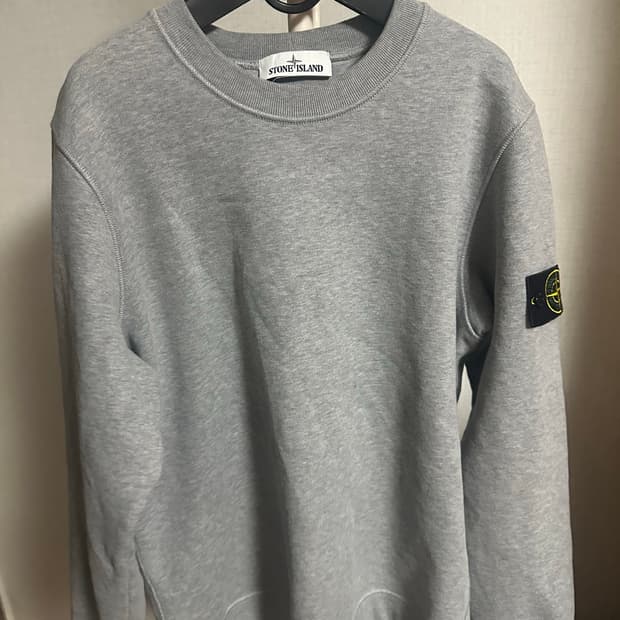 스톤 아일랜드 그래이 맨투맨